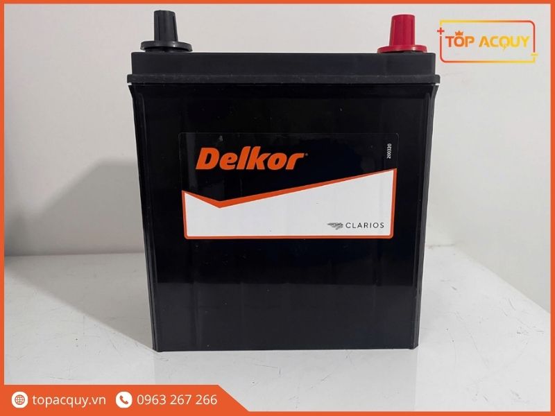 Bình khởi động Delkor 46B20L 12V 35Ah sở hữu công nghệ lưới dập PowerFrame chống ăn mòn và nắp đậy cọc dương an toàn