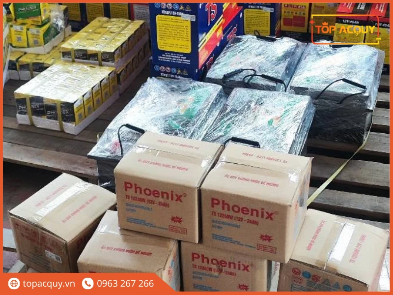Kho phân phối ắc quy Phoenix Topacquy