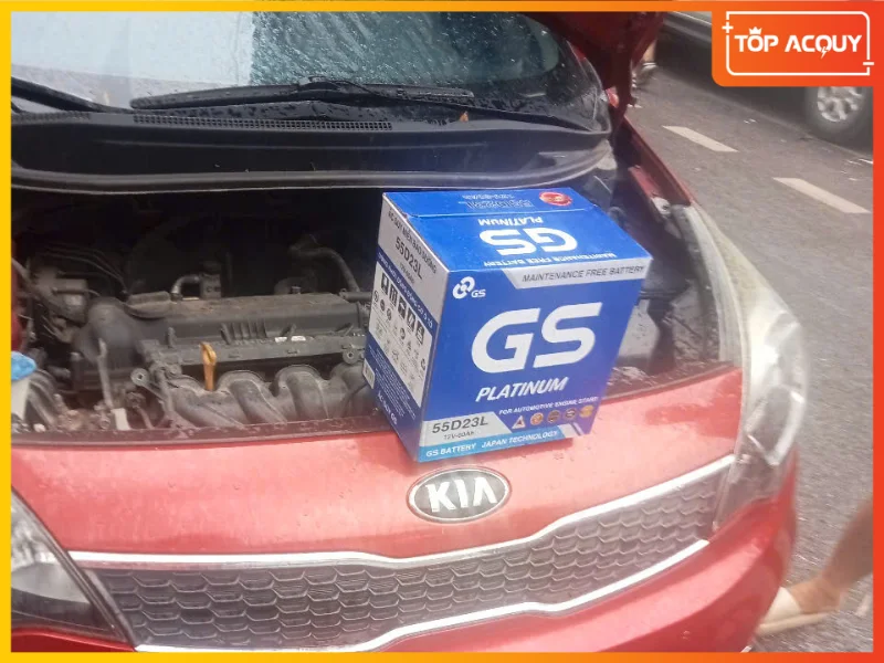 Nâng cấp hệ thống điện cho Kia Rio với bình ắc quy miễn bảo dưỡng GS Platinum 55D23L