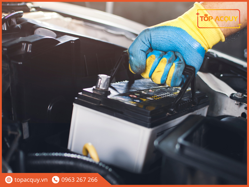 thay ắc quy ô tô Renault