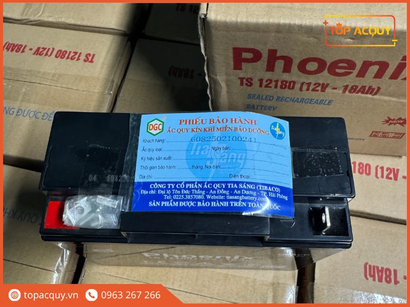 Phiếu bảo hành chính hãng Tia Sáng cấp kèm ắc quy Phoenix tại Topacquy