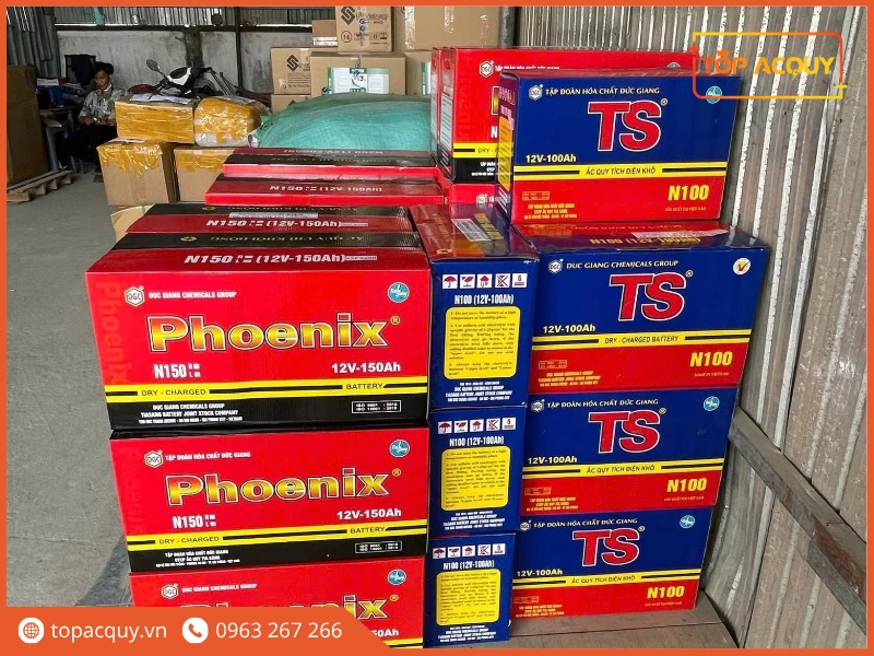 Kho hàng phân phối ắc quy Phoenix và TS chính hãng tại Topacquy