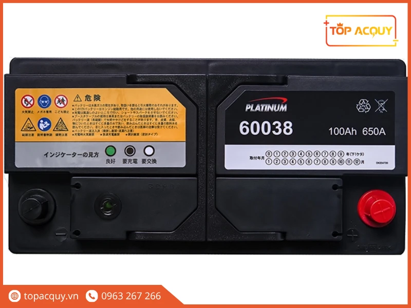 Mặt nắp ắc quy Platinum 60038 in rõ thông số 100Ah và 650A CCA