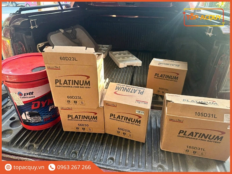 Phương tiện lưu động của TOPACQUY xếp đầy các dòng ắc quy Platinum sẵn sàng giao lắp tận nơi