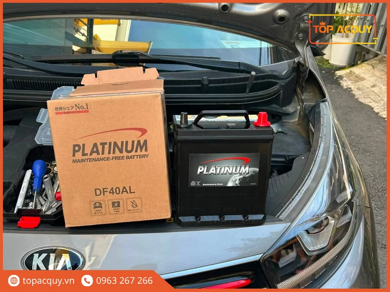 Bộ dụng cụ và ắc quy Platinum DF40AL thay lắp cho xe Kia