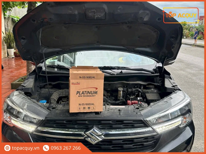 Chuẩn bị thay lắp ắc quy Platinum EFB N-55 cho xe Suzuki