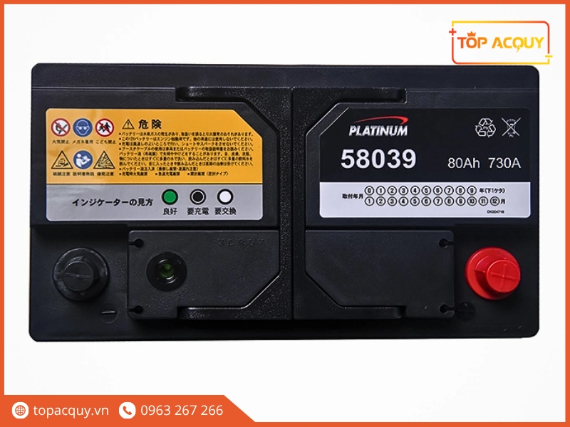 Cận cảnh mặt nắp bình Platinum 58039 hiển thị mắt thần quang học kiểm tra điện dịch