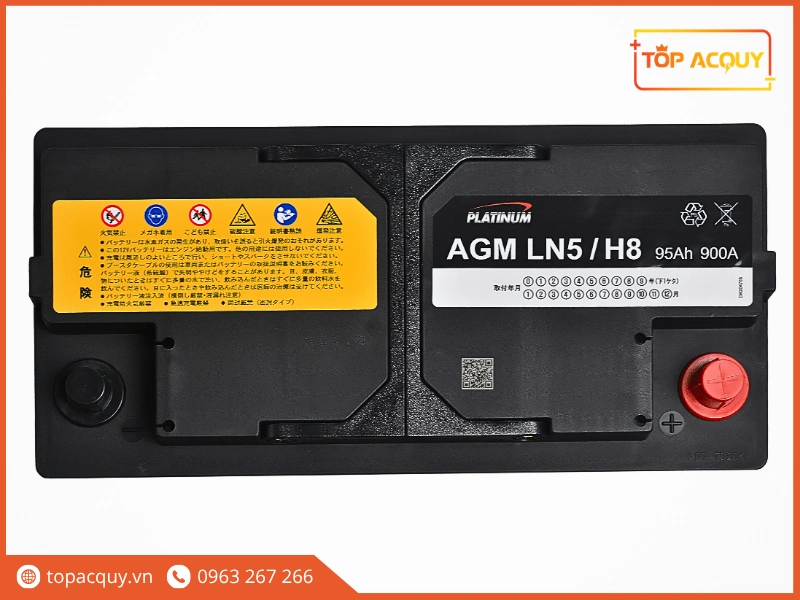 Mặt trên nắp bình Platinum AGM LN5 H8 hiển thị sơ đồ bố trí cọc chìm DIN tiêu chuẩn Châu Âu