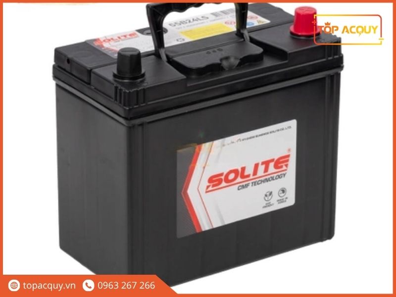 Thiết kế vuông vức chịu va đập và chống tràn dung dịch của bình ắc quy Solite CMF55B24LS 12V 45Ah