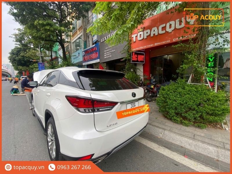 Dịch vụ thay thế ắc quy cho dòng xe ô tô tại chi nhánh TOPACQUY