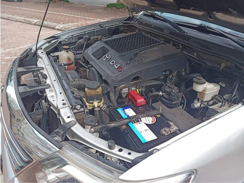 Ắc quy xe Toyota Land Prado