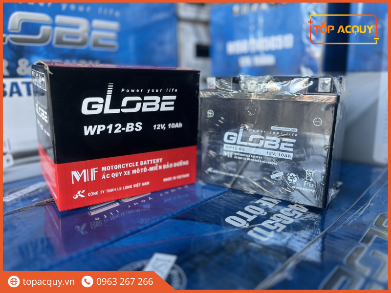 Bình ắc quy xe máy Globe dễ lắp đặt