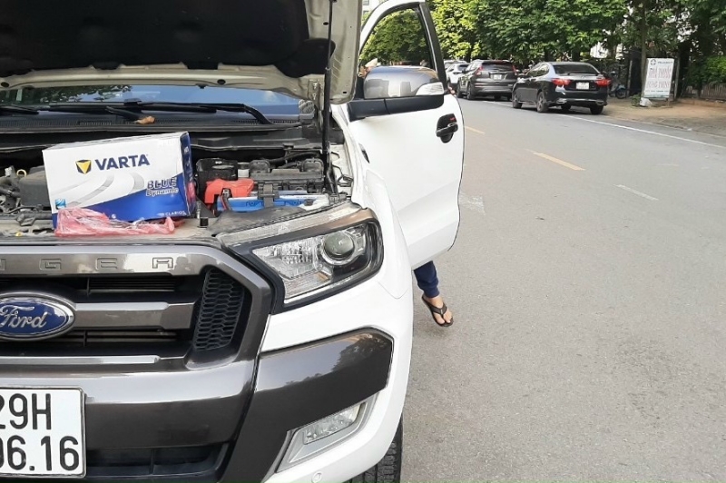 ắc quy ô tô ford ranger