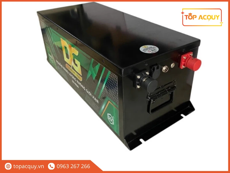 Thiết kế cọc ren M8 chịu tải và quai xách pin Lithium 72V