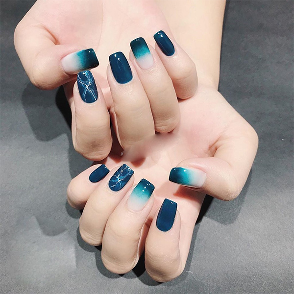 Mẫu nail màu xanh coban hot nhất năm nay Diễm Nails