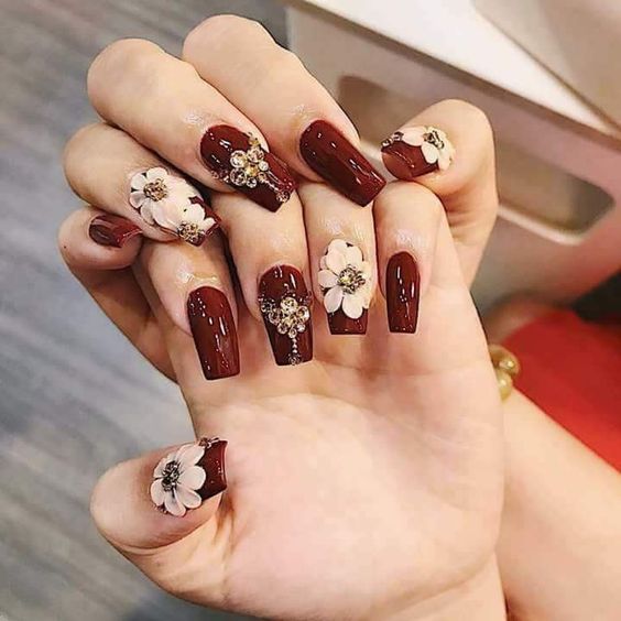 Bộ sưu tập các mẫu nail đính đá 2019 đẹp quên sầu  Làm Đẹp  BEAUTIES  VIETNAM  Làm được rồi Nail swag Móng tay đơn giản