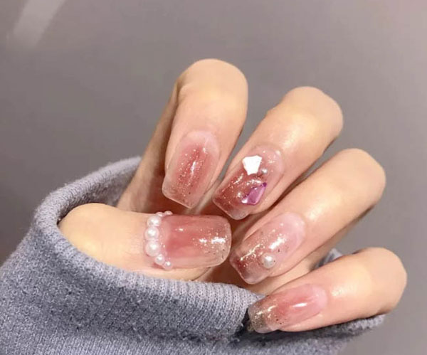 Top 50 các mẫu nail hồng thạch nhẹ nhàng xinh xắn