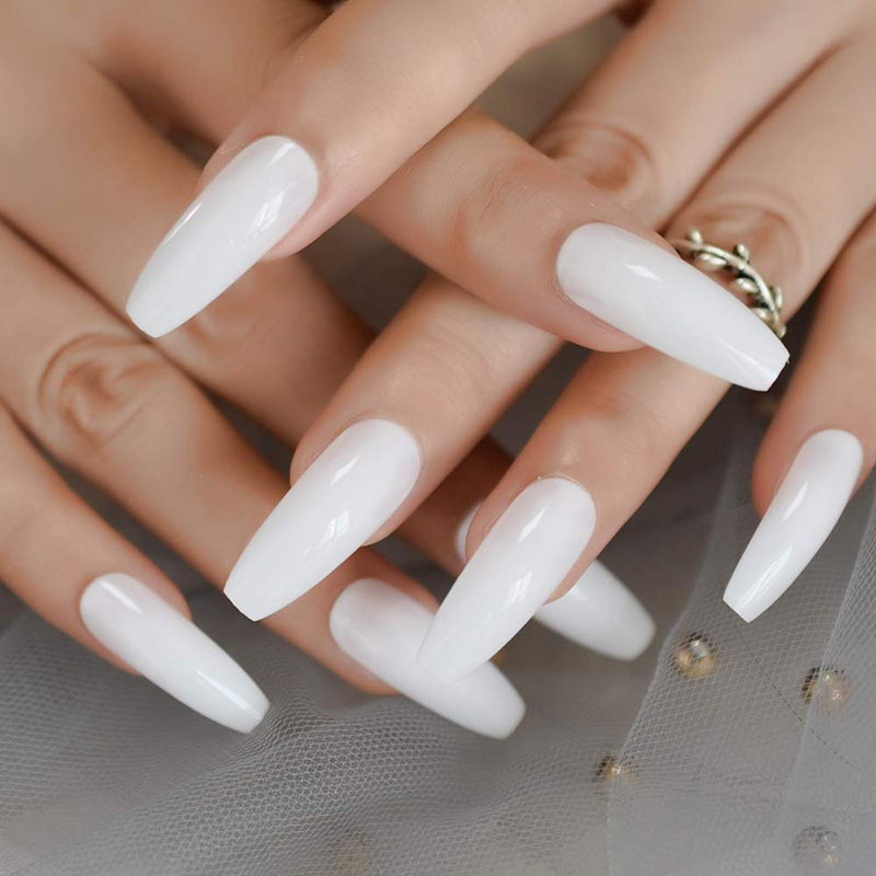 Điều gì ảnh hưởng đến độ dài nhanh chậm của móng tay