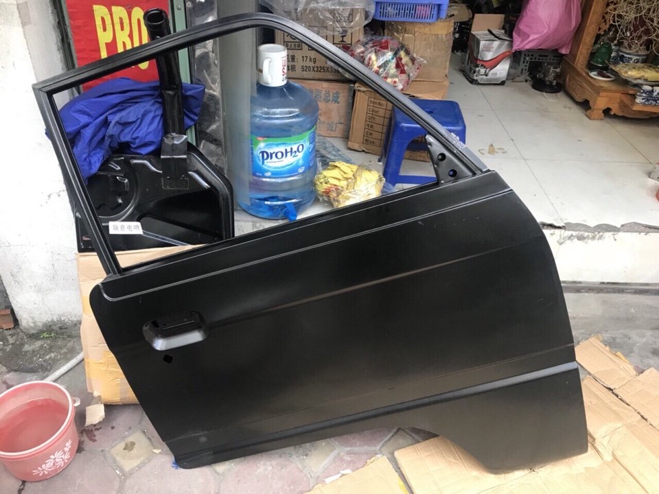 CÁNH CỬA SUZUKI 550KG