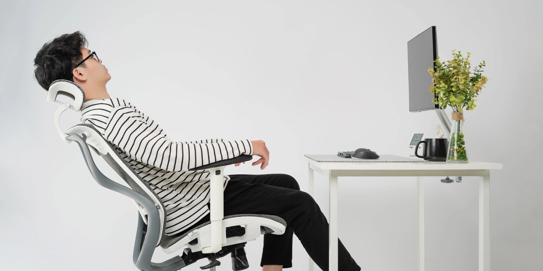 Ghế Công Thái Học - Lợi Ích Và Cách Chọn Ghế Phù Hợp Cho Dân Văn Phòng