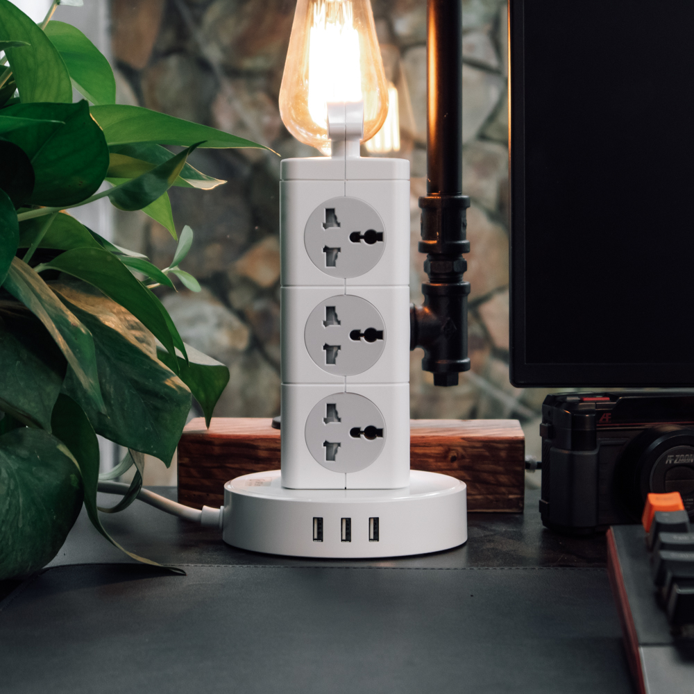 Liên tục xảy ra các vụ cháy nổ do thiết bị điện - Làm sao để chọn ổ cắm an toàn?