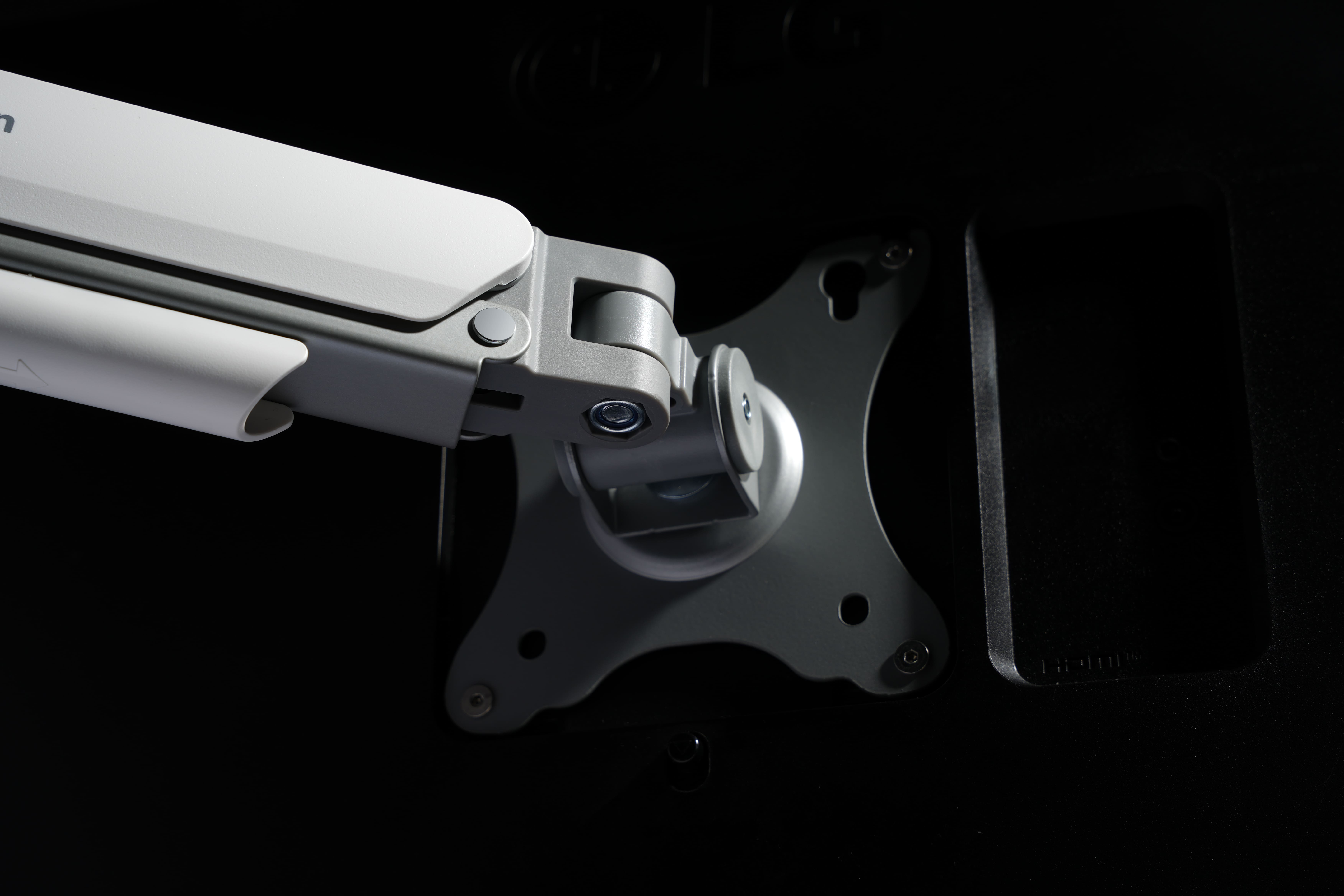 Giá đỡ màn hình Hyperwork Human Motion T6 Pro