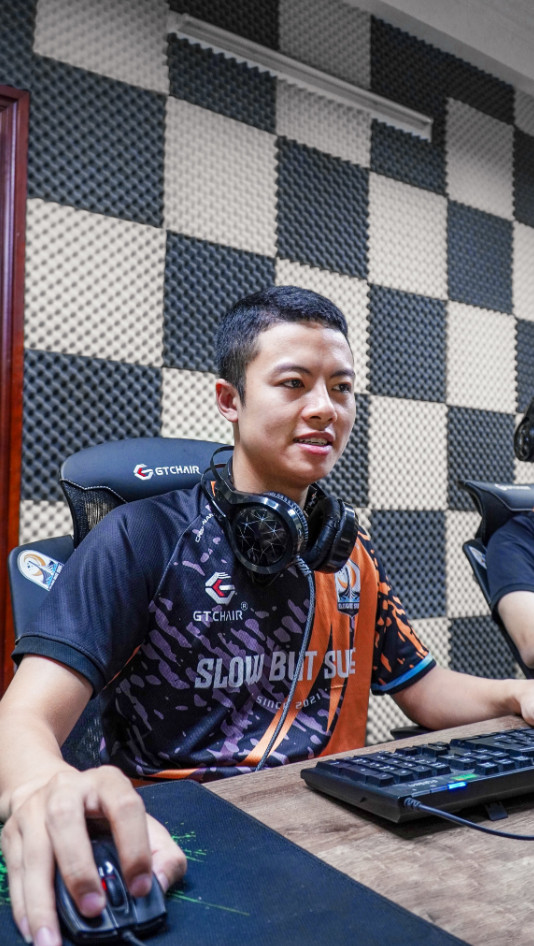 Dự án ghế GT Chair Butterfly cùng Team Chim Sẻ Đi Nắng