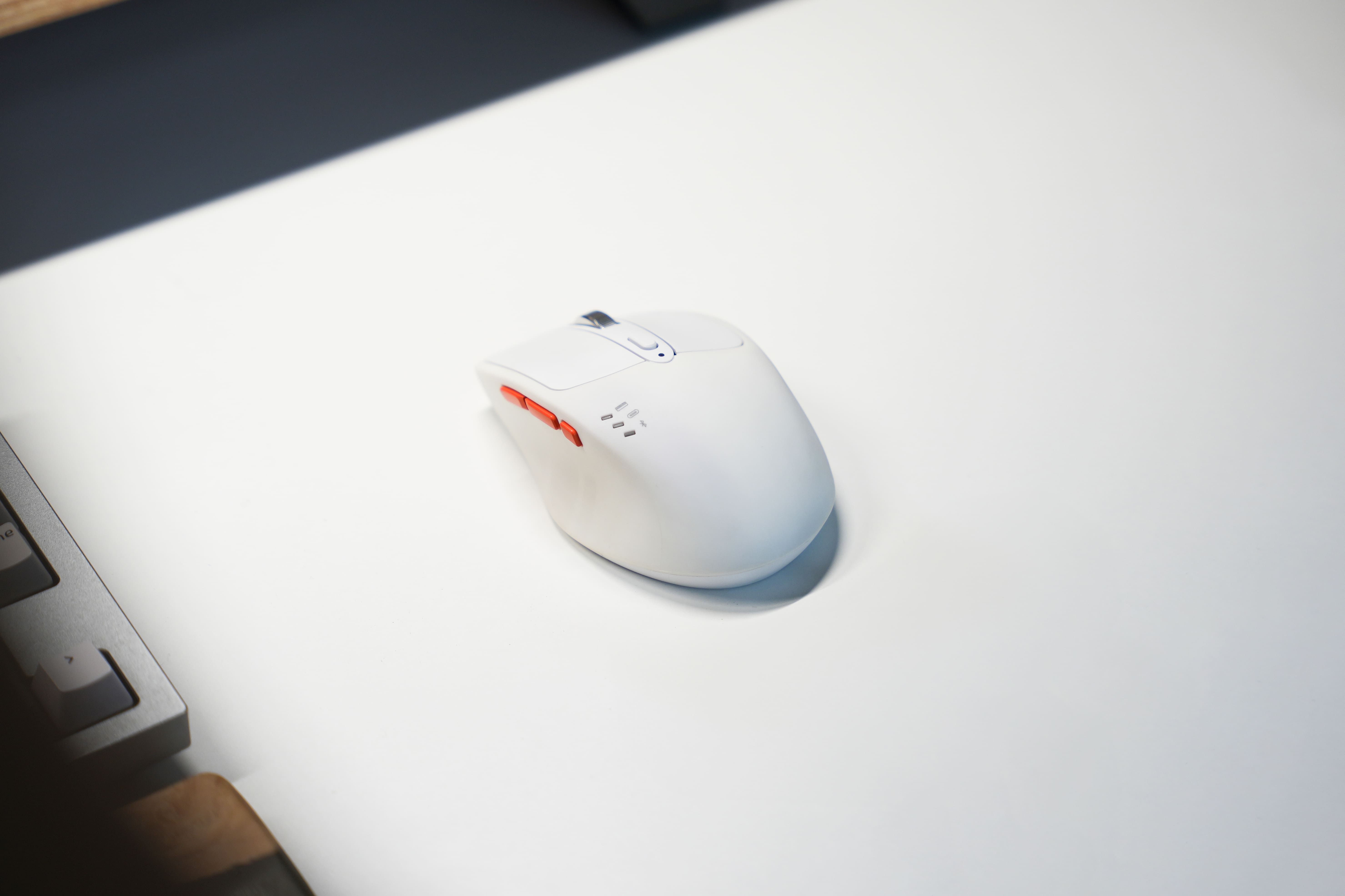 Chuột không dây HyperWork Silentium MS01