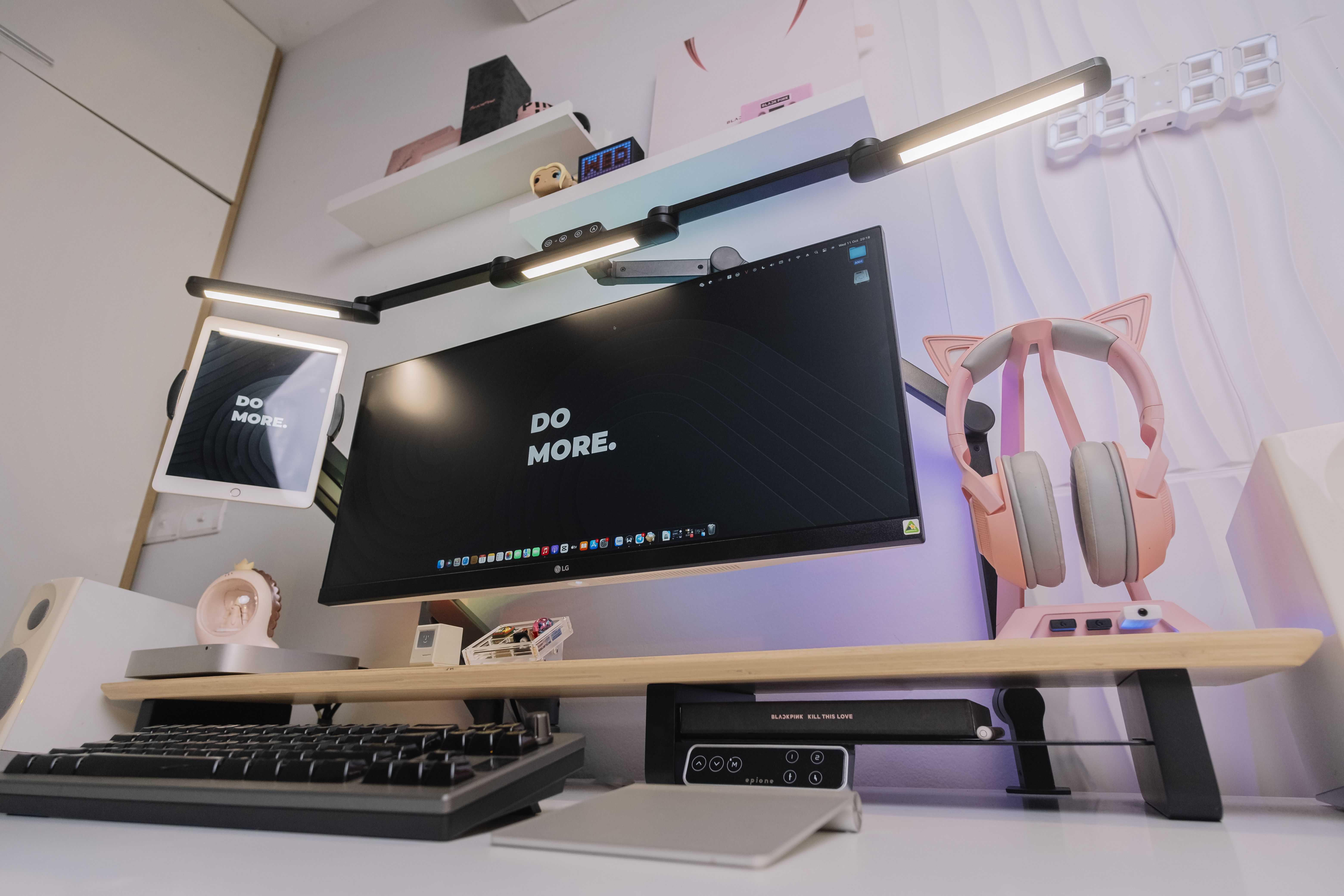 Đèn bàn UPGen Scorpio - Đèn Bọ Cạp UPGen