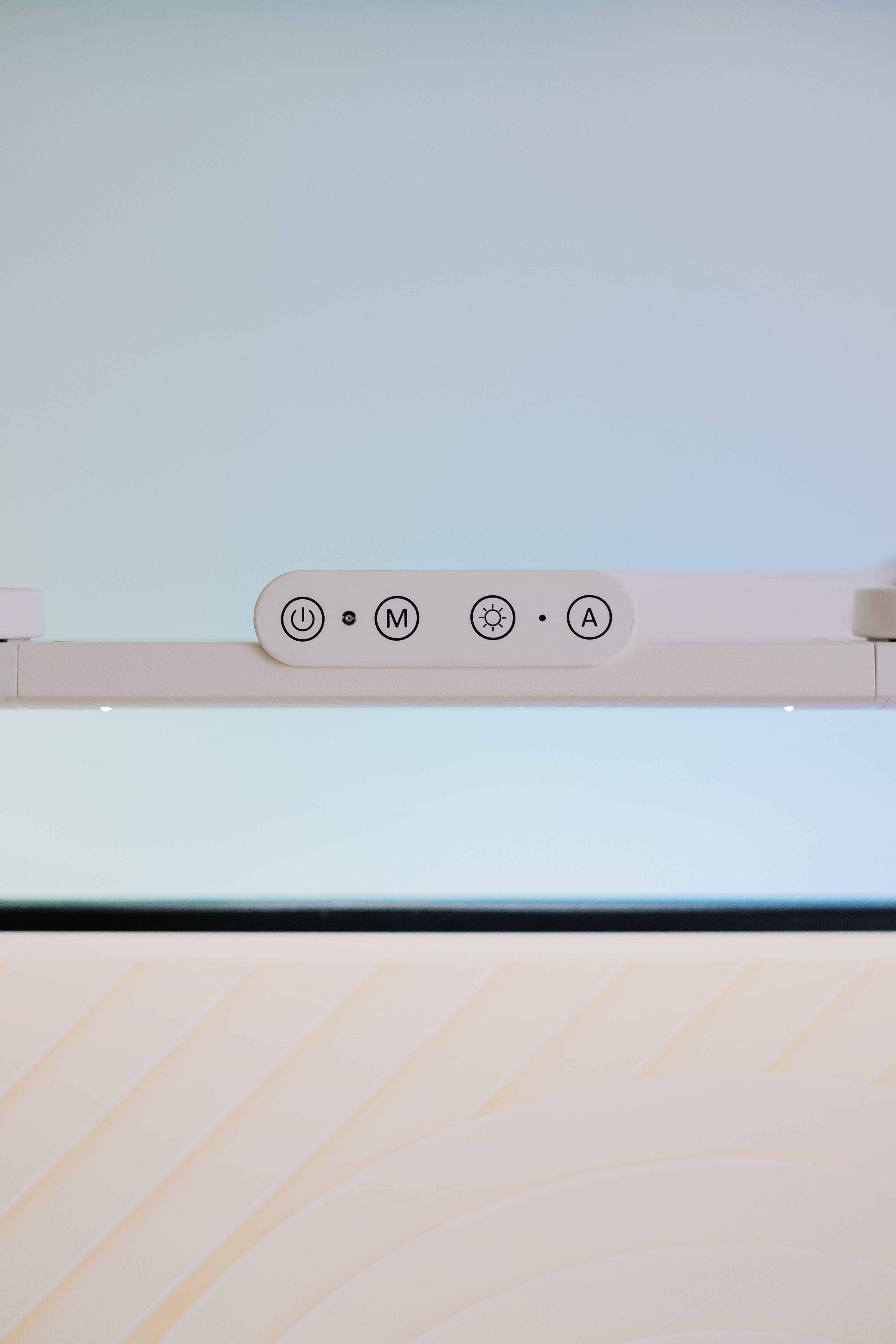 Đèn bàn UPGen Scorpio - Đèn Bọ Cạp UPGen