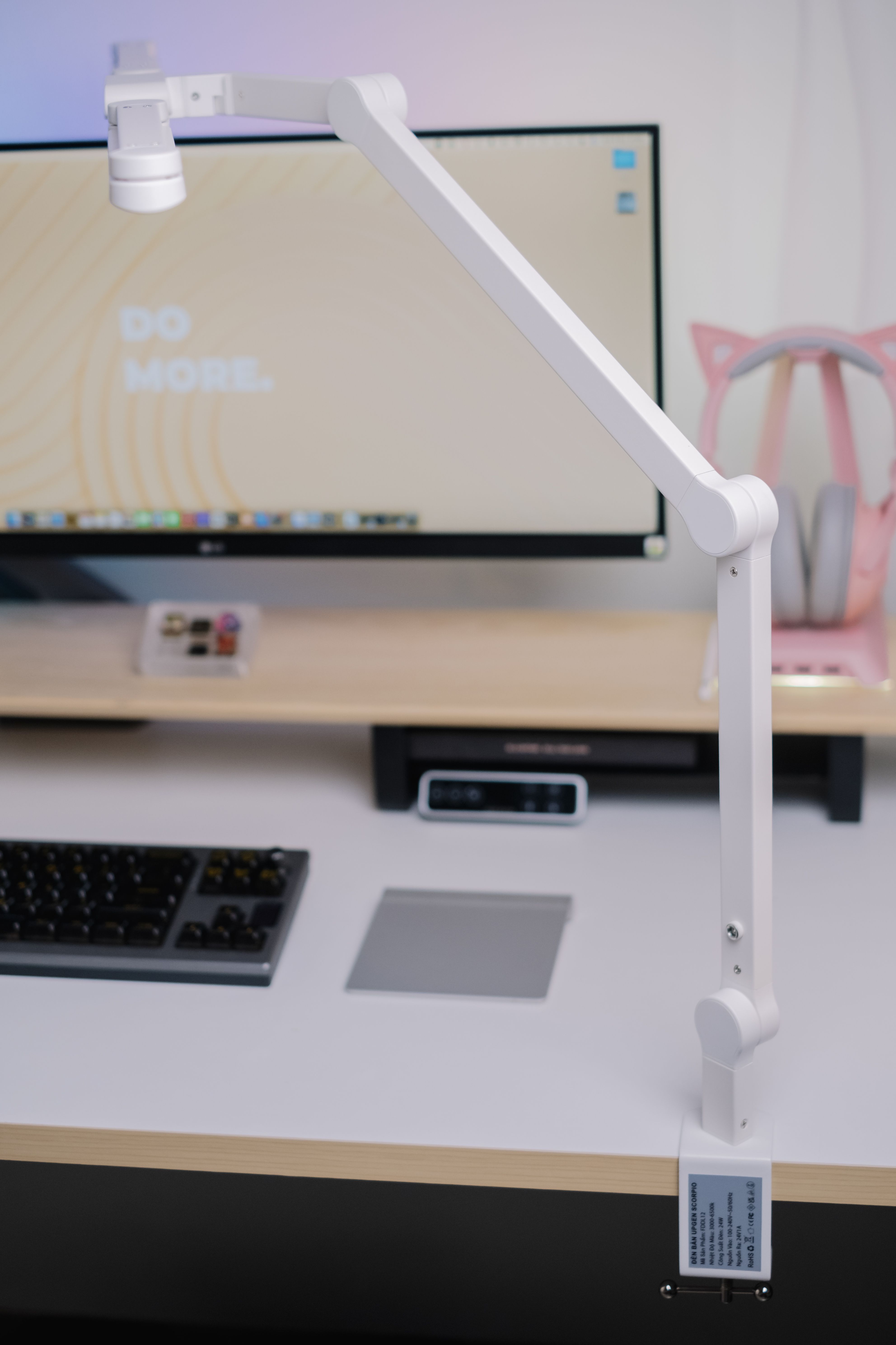 Đèn bàn UPGen Scorpio - Đèn Bọ Cạp UPGen