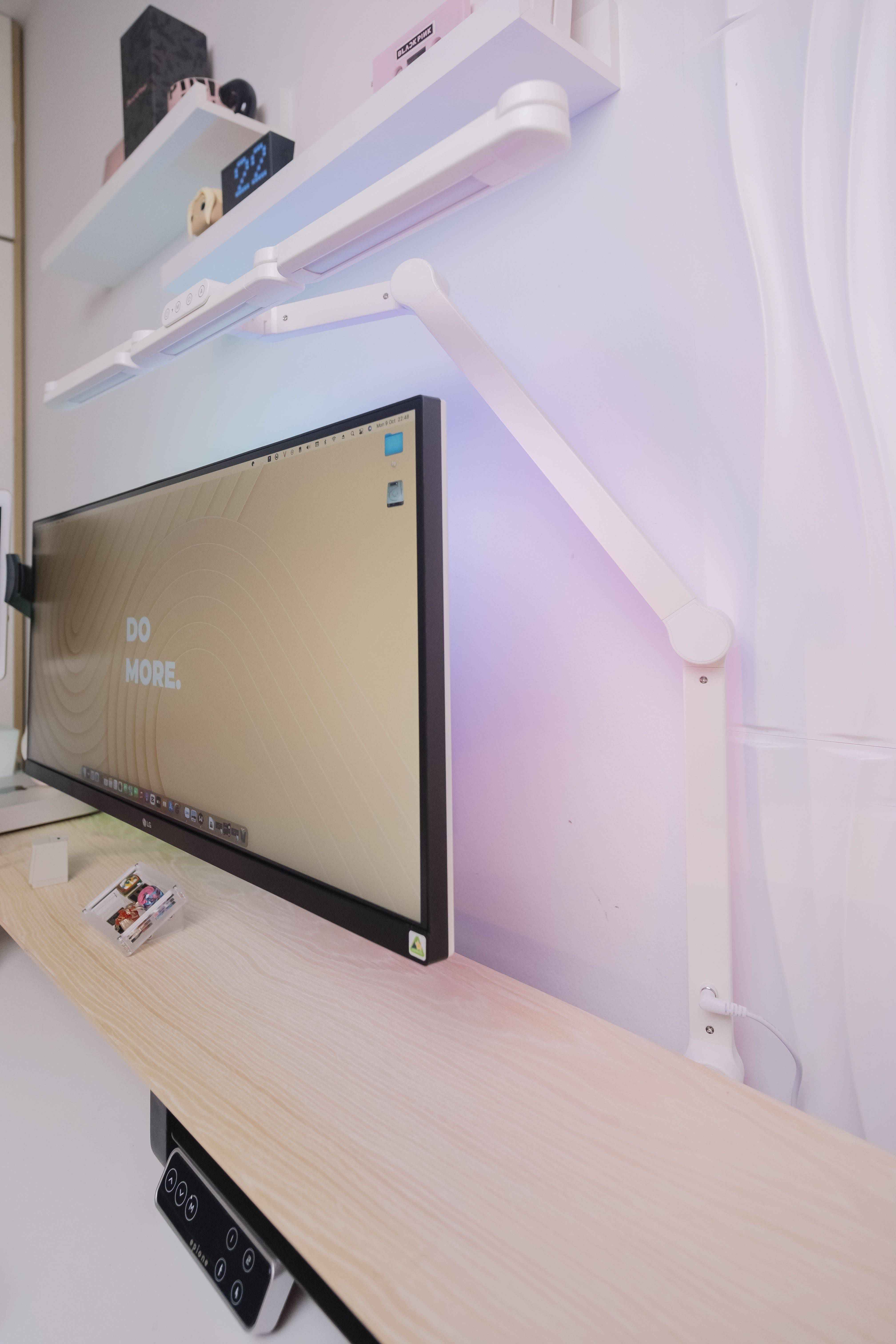 Đèn bàn UPGen Scorpio - Đèn Bọ Cạp UPGen