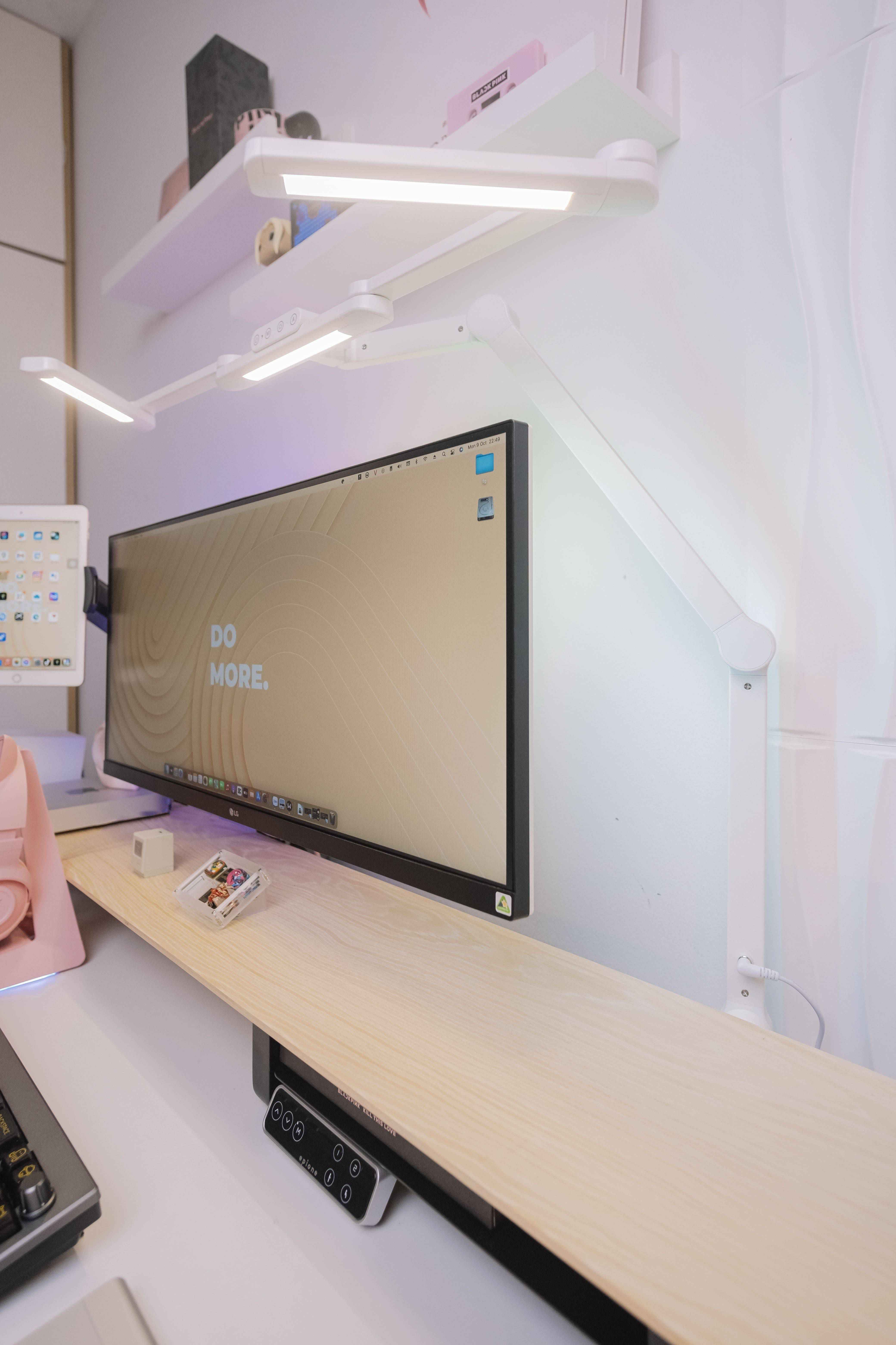 Đèn bàn UPGen Scorpio - Đèn Bọ Cạp UPGen