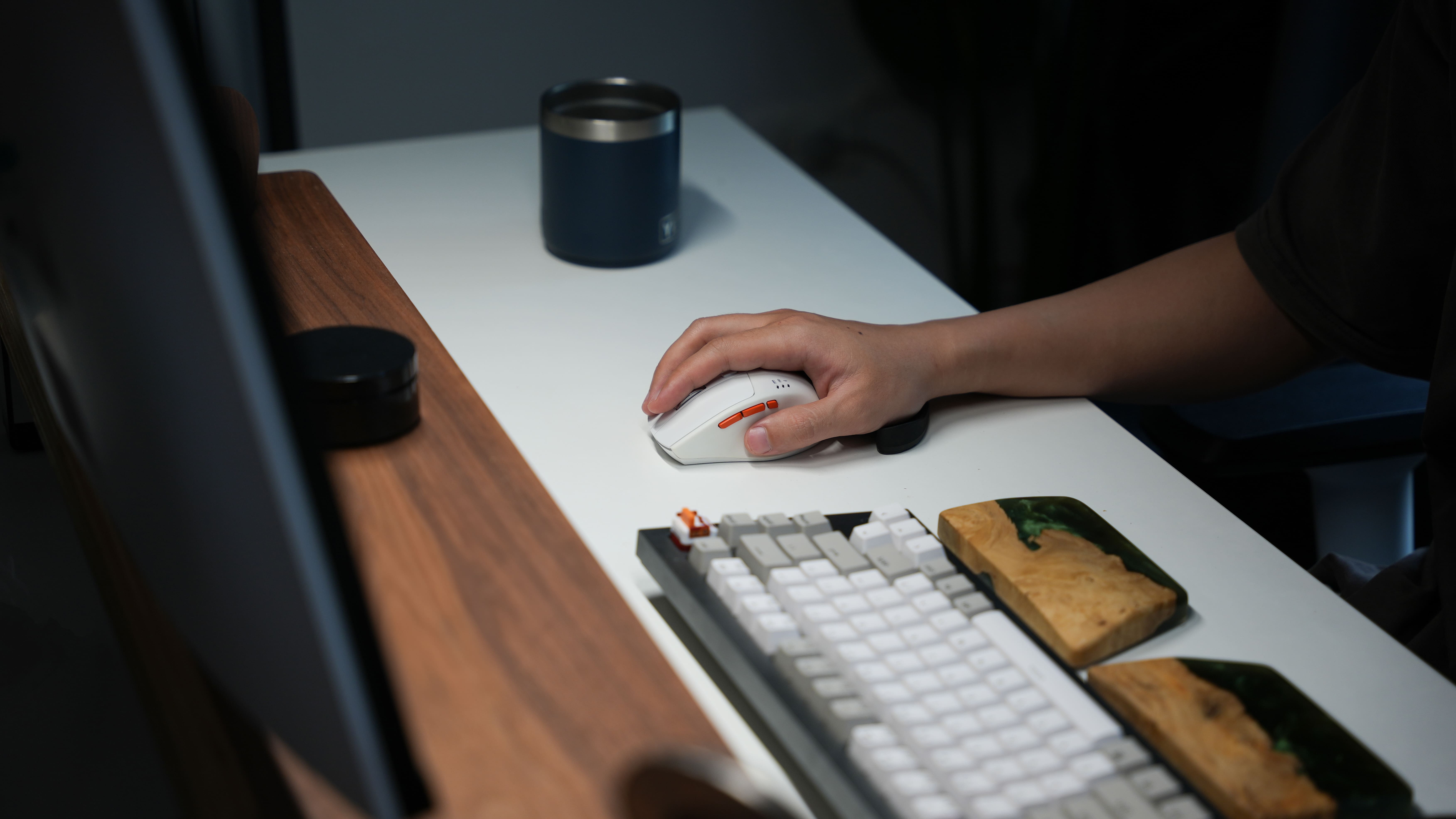 Chuột không dây HyperWork Silentium MS01