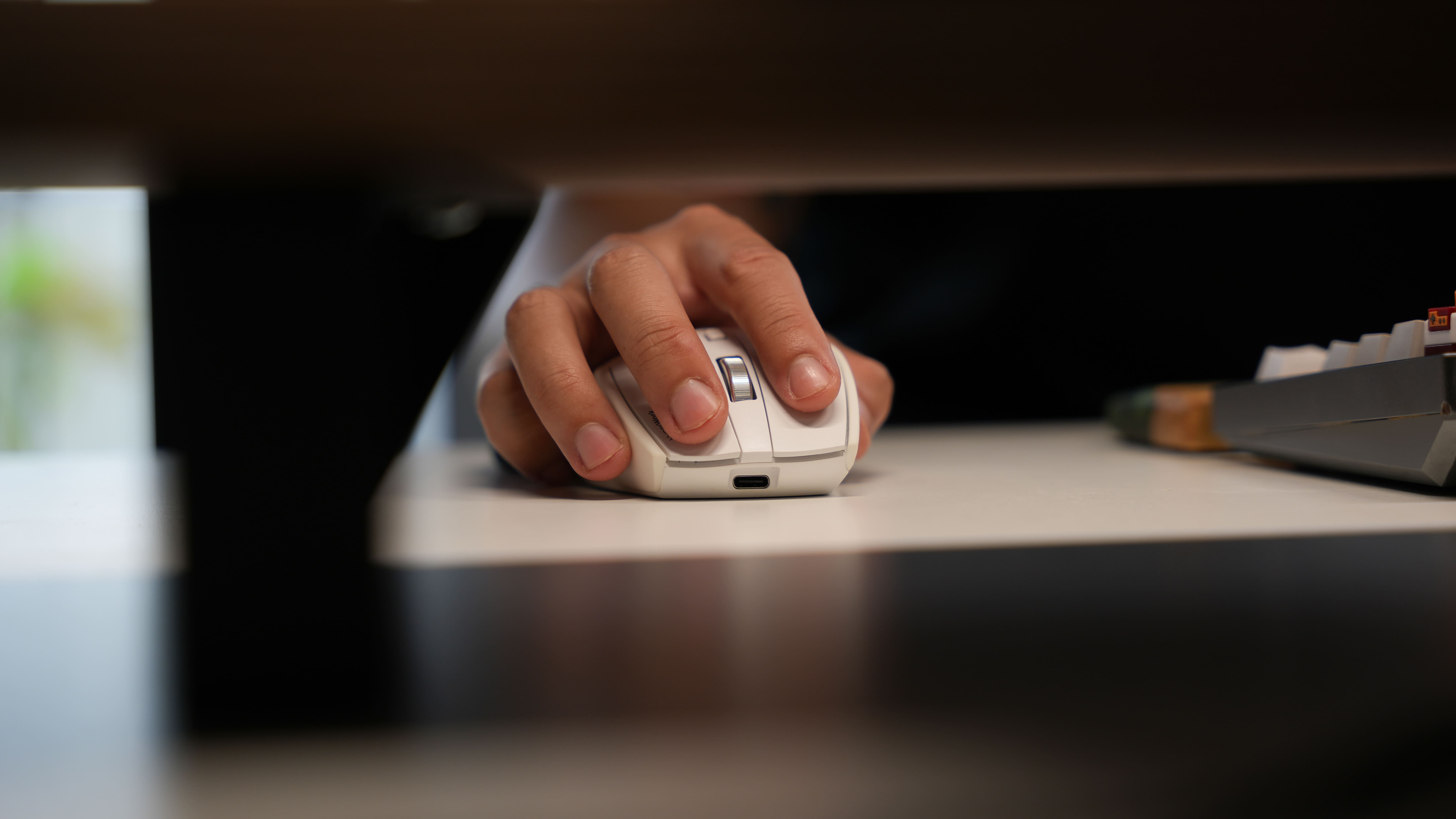 Chuột không dây HyperWork Silentium MS01