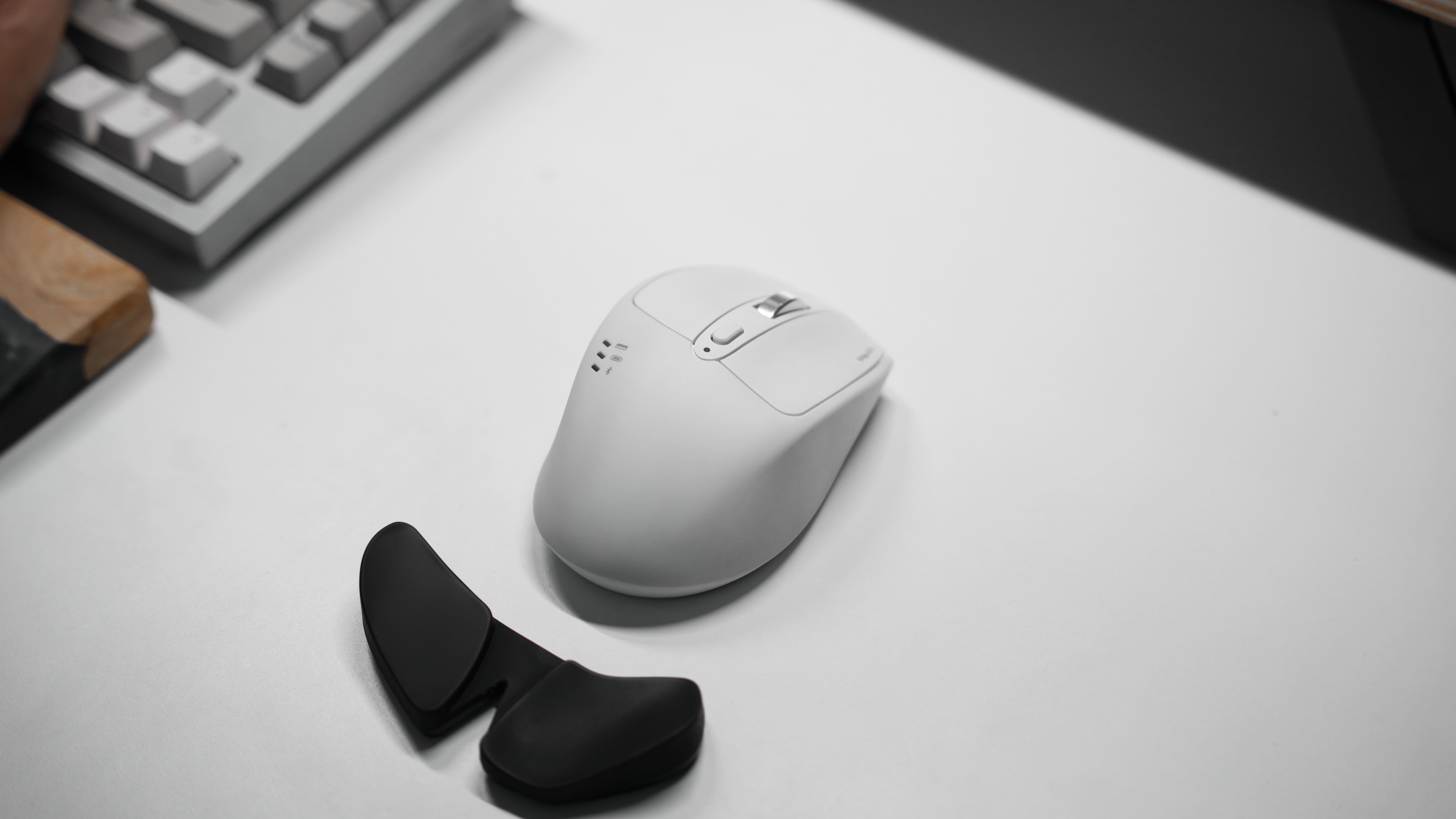 Chuột không dây HyperWork Silentium MS01