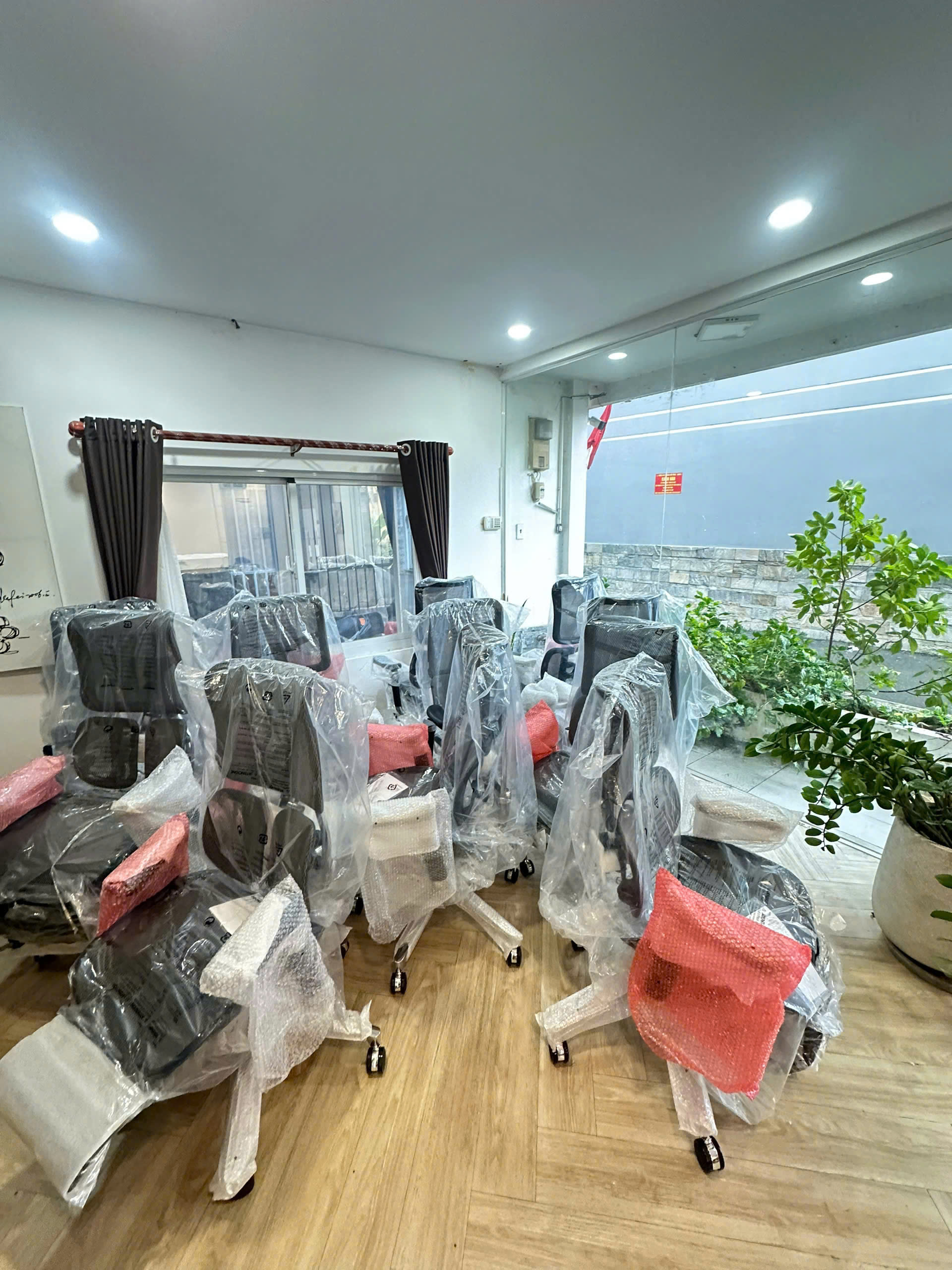 Dự Án Ghế Công Thái Học Sihoo S300 - Công Ty TNHH Green Media