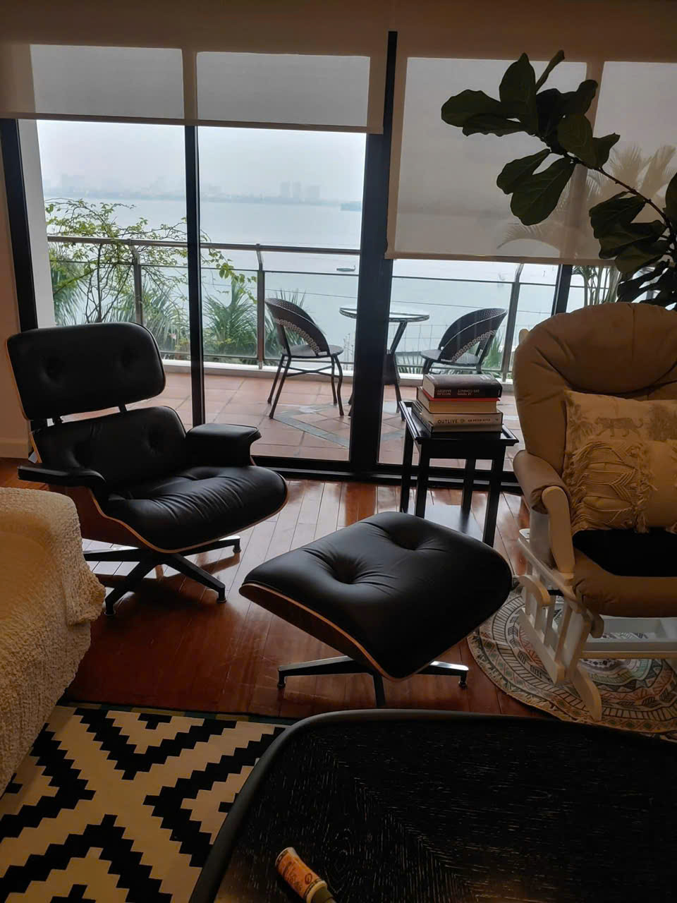 Ghế thư giãn Herman Miller Eames Lounge & Ottoman