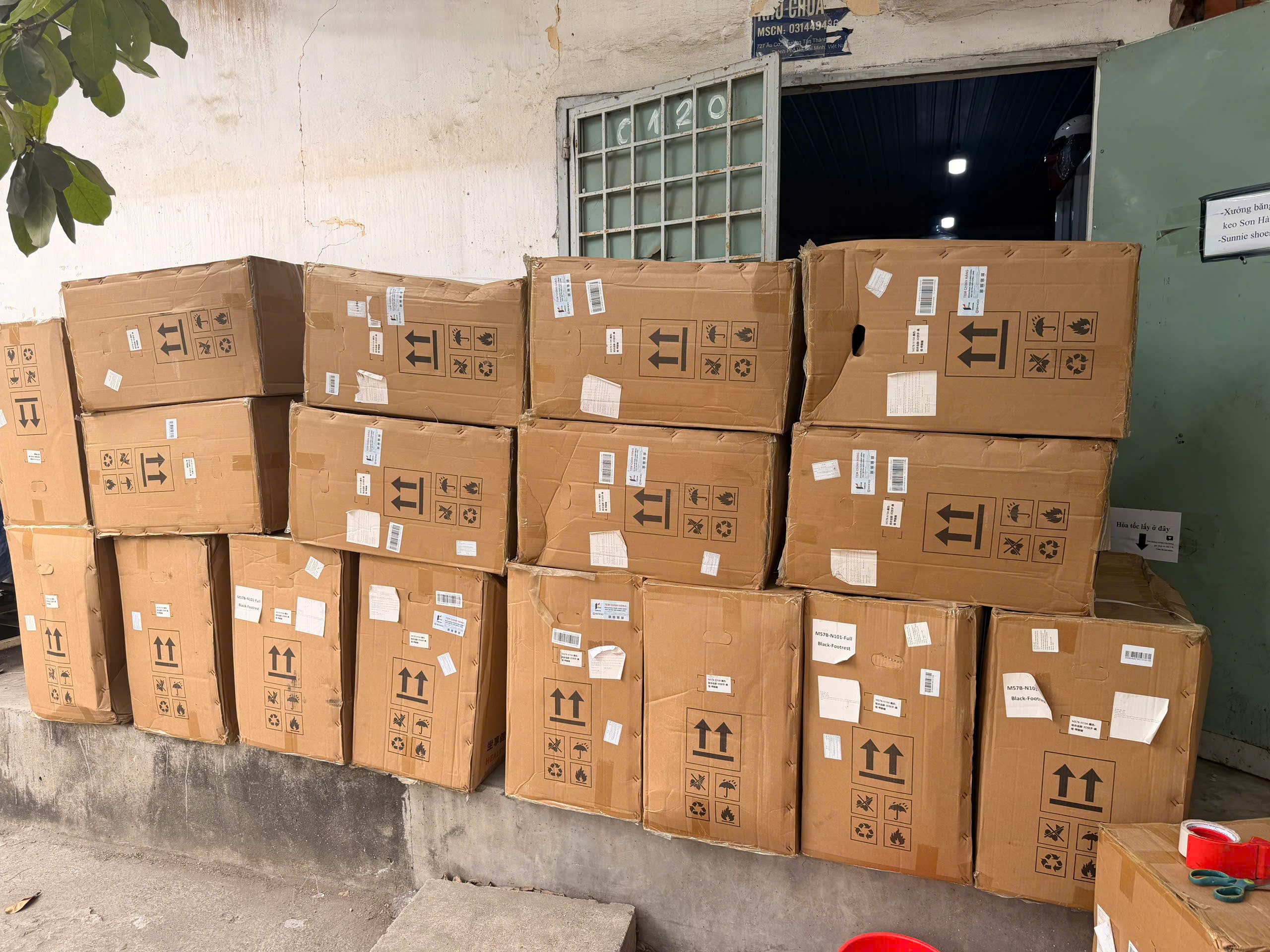 Dự Án Ghế Công Thái Học ERG M57 - Công Ty Cổ Phần Ngọc Khánh Jewelry