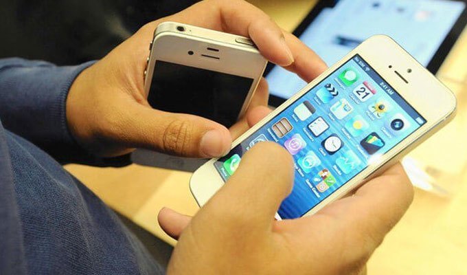 Mua điện thoại cũ cần chú ý những gì để không phải 