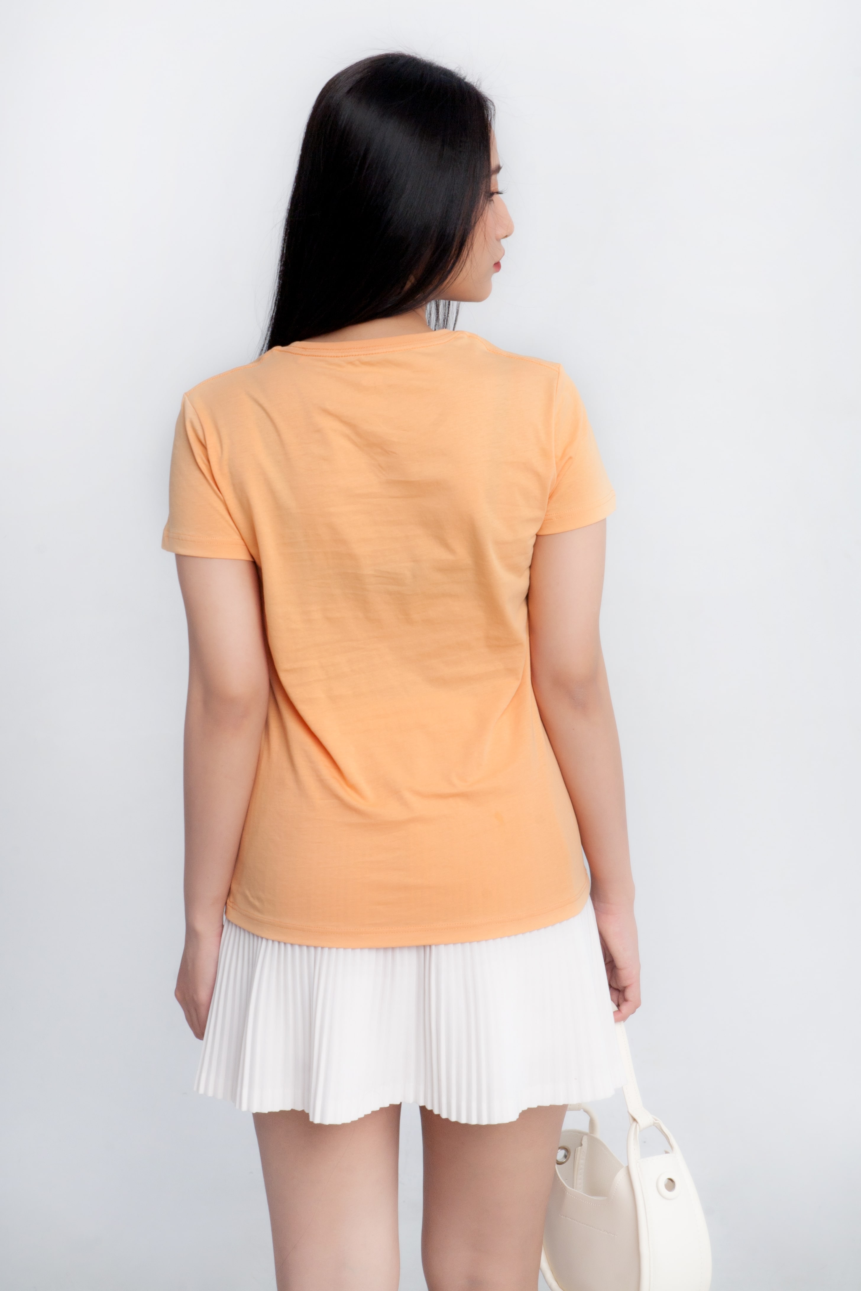 Áo Thun Nữ Cổ Tròn Màu Cam Sữa