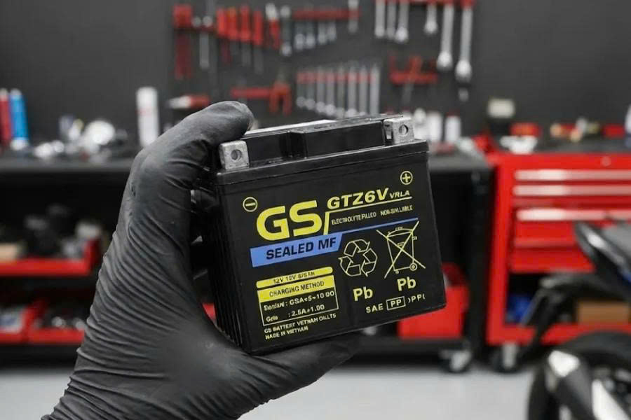 Tuổi thọ ắc quy xe máy bao lâu? Khi nào cần thay?