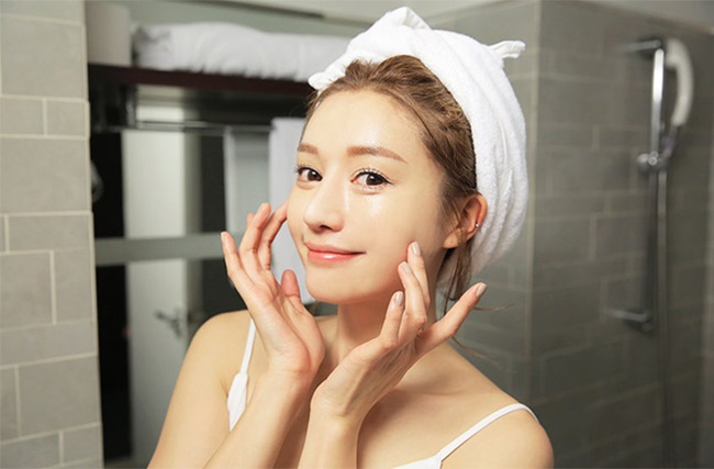 Sữa rửa mặt giúp phục hồi và tái tạo hàng rào bảo vệ của da