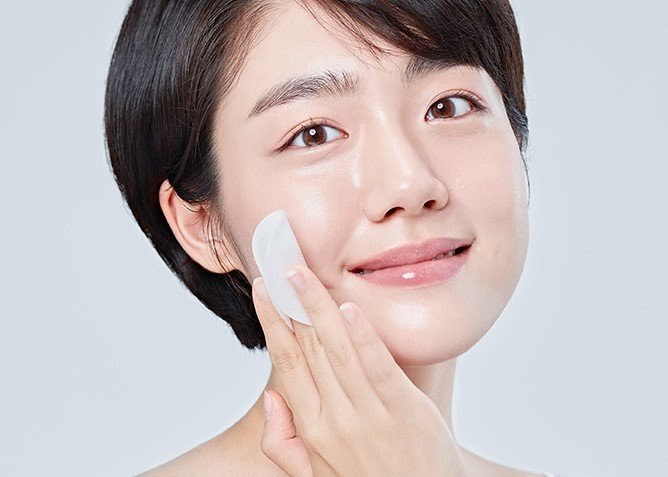 Toner giúp se khít lỗ chân lông
