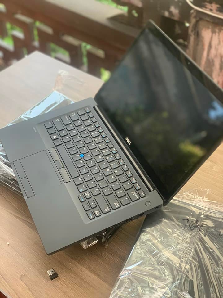 Dell E7470 Core i7 6600U/8/256/14HD  Hàng USA