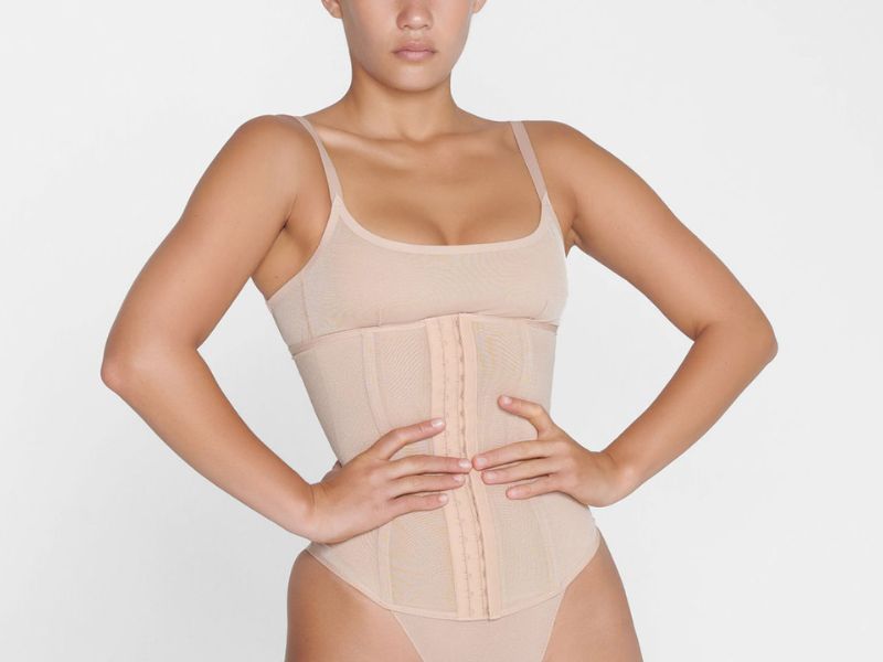 Cách chọn size đai nịt bụng Latex chuẩn nhất