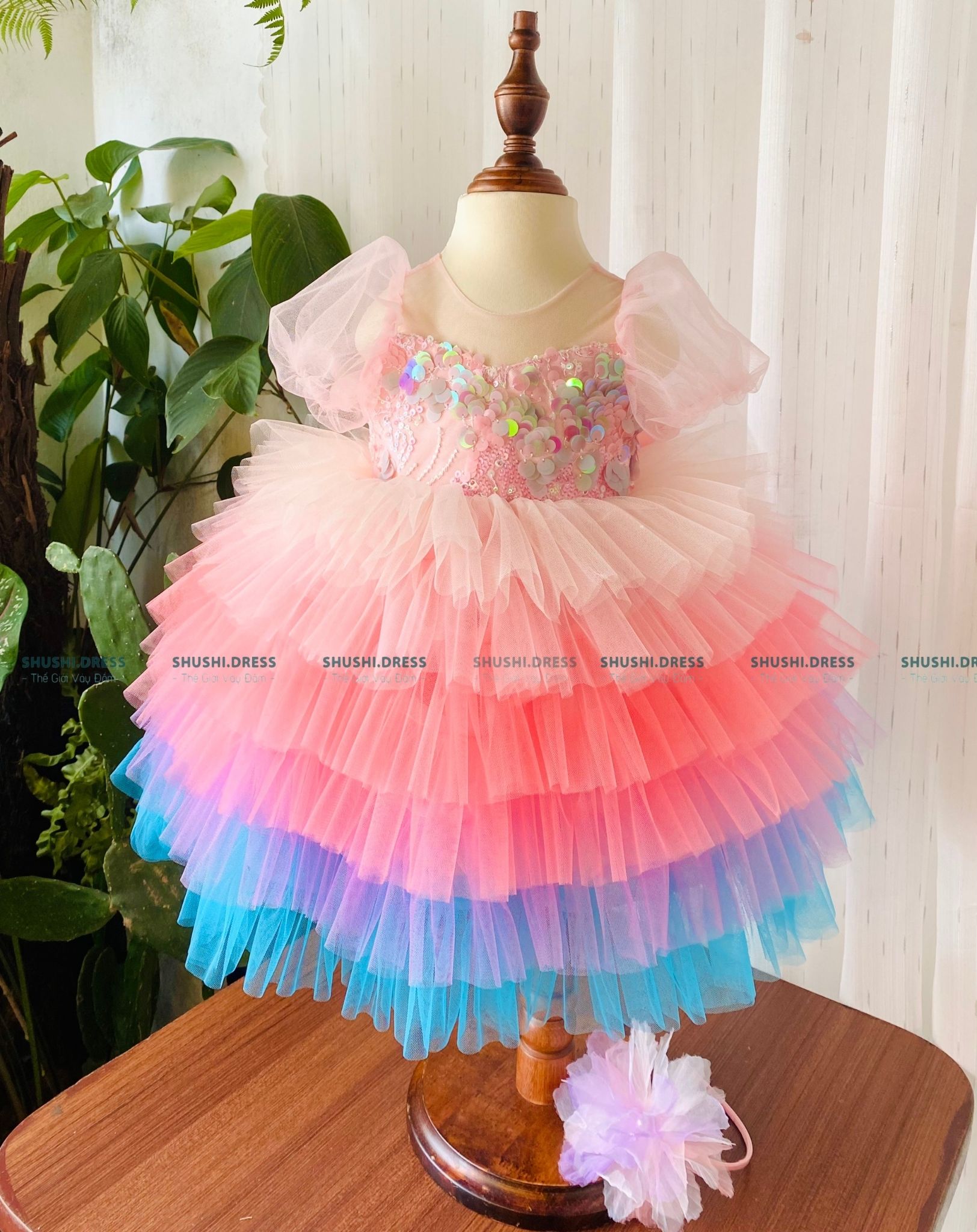 Đầm dập ly cầu vồng dễ thương cho bé gái DGB292357– Bé Xinh Shop