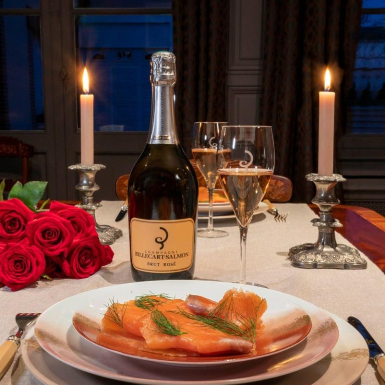 Champagne Billecart-Salmon Brut Rosé: Hương Thơm Tươi Mát, Vị Thanh Lịch