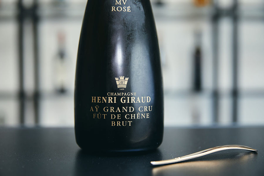 Khám Phá Vị Thế Giới với Champagne Henri Giraud Aÿ Grand Cru Brut MV 17