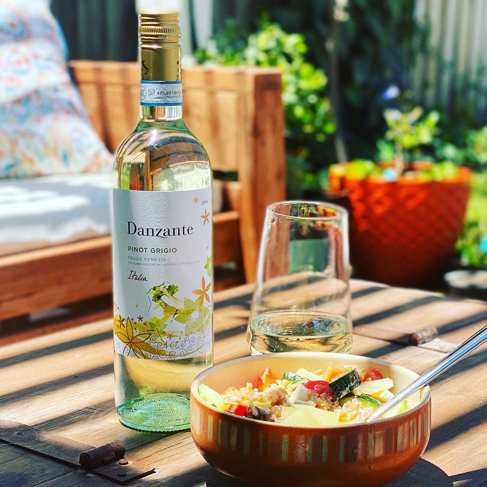 Review về rượu vang Danzante Pinot Grigio